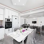 Villa Grand Yasar 1 Okcular