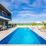 Grand Yasar 1 Villa *