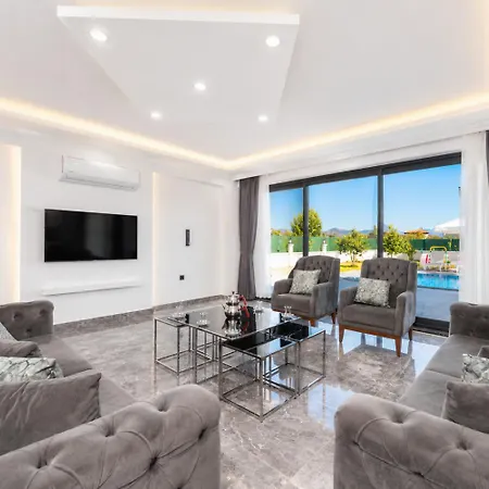 Villa Grand Yasar 1 *